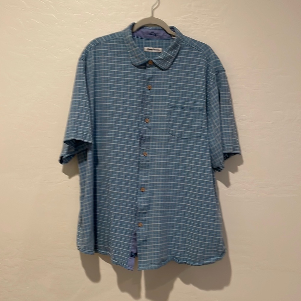 Tommy Bahama 100% silk button down XXXL